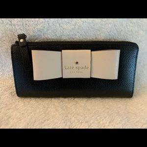 kate spade Nisha Wallet